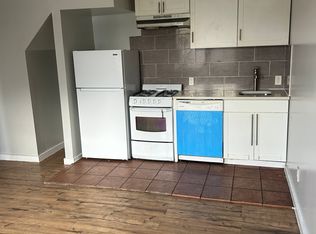 18226 Hillside Ave #2R, Jamaica, NY 11432