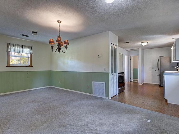 11th image of 1950 9TH AVENUE