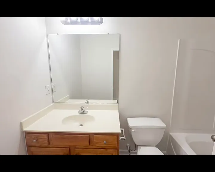 2852 Mossy Meadow Dr — Photo 9