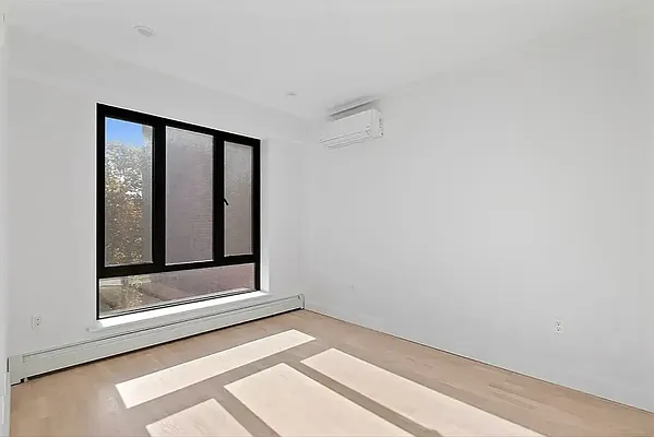 Rented by Living New York | media 9