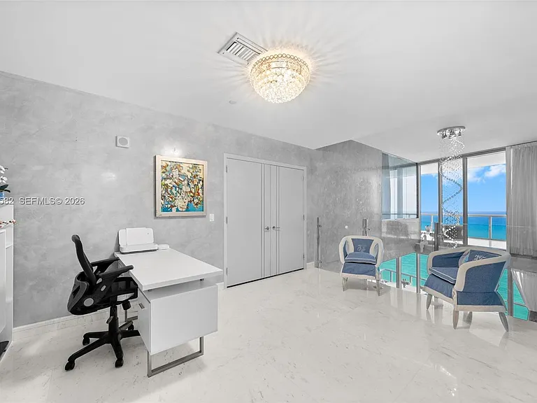 17121 Collins Ave #Penthouse 4406 — Photo 18