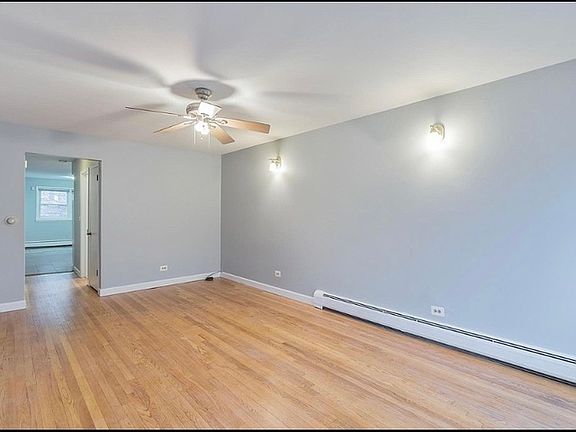 5th image of 2444 N St Louis Ave