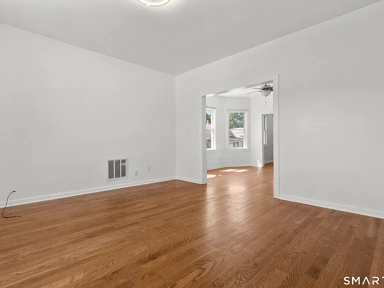 768 Stratford Ave #2 — Photo 7