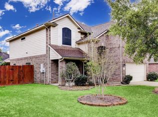 3719 Wild Oak Dr, Pearland, TX 77581
