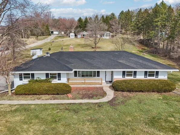 5484 Nieson Road, Cross Plains, WI 53528