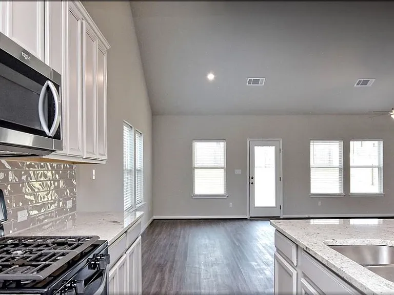 533 Gabrielle Anne Dr — Photo 16