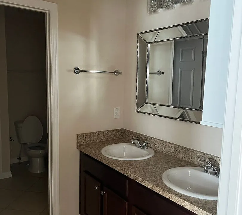 642 Andalusia Loop