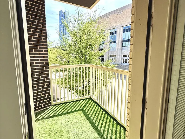 627 Couch Dr #S13 — Photo 8