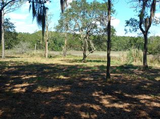 325 Brickyard Point Rd N, Beaufort, SC 29907