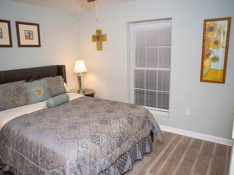 300 Bayou Blvd #106 — Photo 20