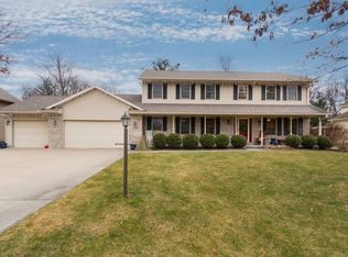 1940 Norway Pine Dr, Plover, WI 54467