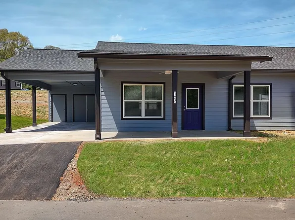 122 Diamond Ave, Franklin, NC 28734