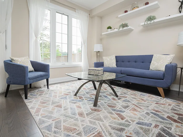 453 Mahogany Ct — Photo 6