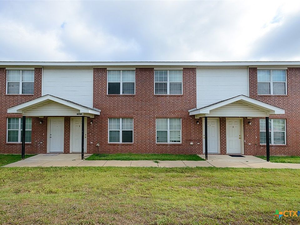 1st image of 807 Industrial Ave