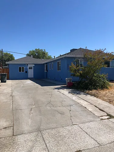 5653 Harold Way #5653 Photo 1