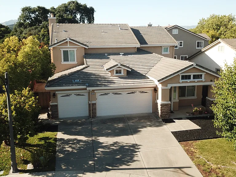 4206 Virginia Pine Ct — Photo 2