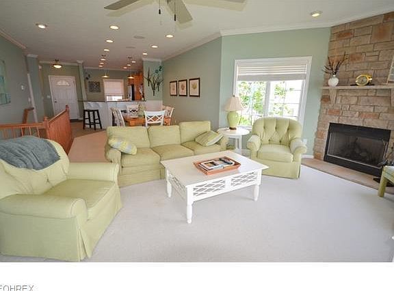 2nd image of 3040 Whispering Shores Dr