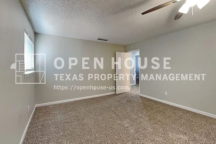 3413 Castle Rock Ln — Photo 8