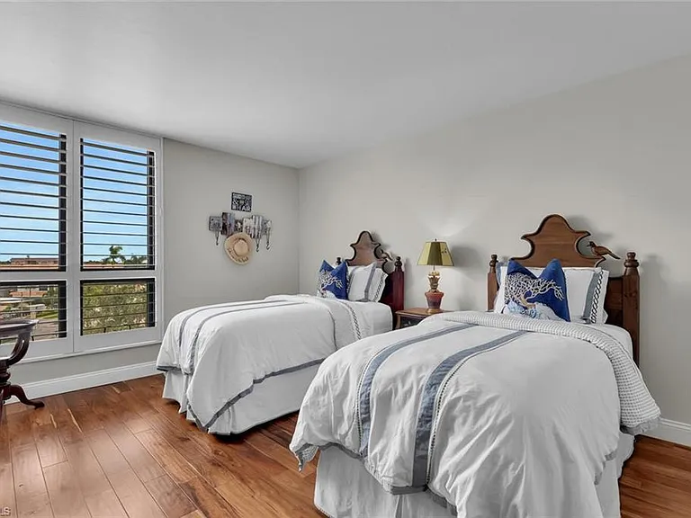 3115 Gulf Shore Blvd N #412S — Photo 18