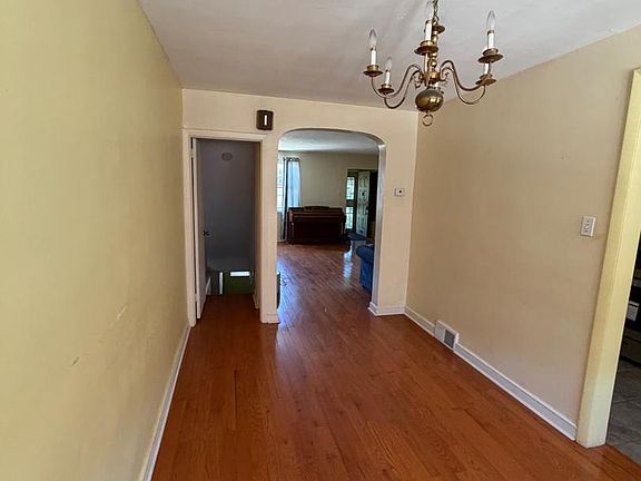 5th image of 7256 Large St