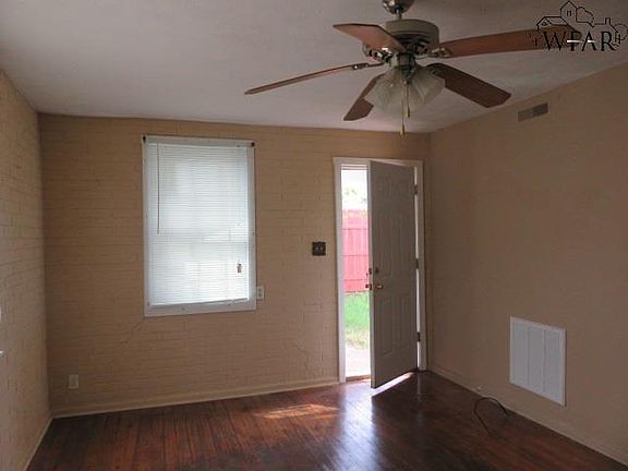 4th image of 1041 E Wenonah Blvd