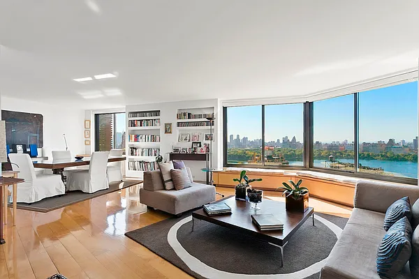 Rented by Compass | media 14