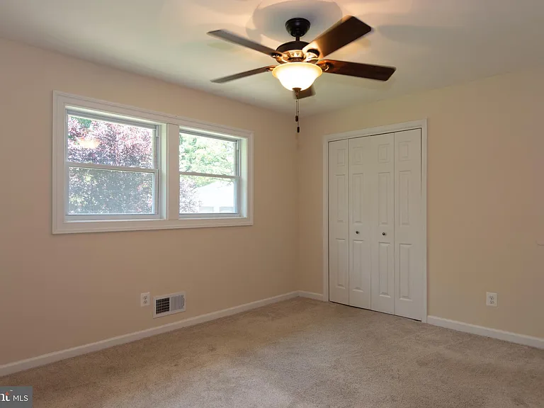 6400 Japonica St — Photo 14