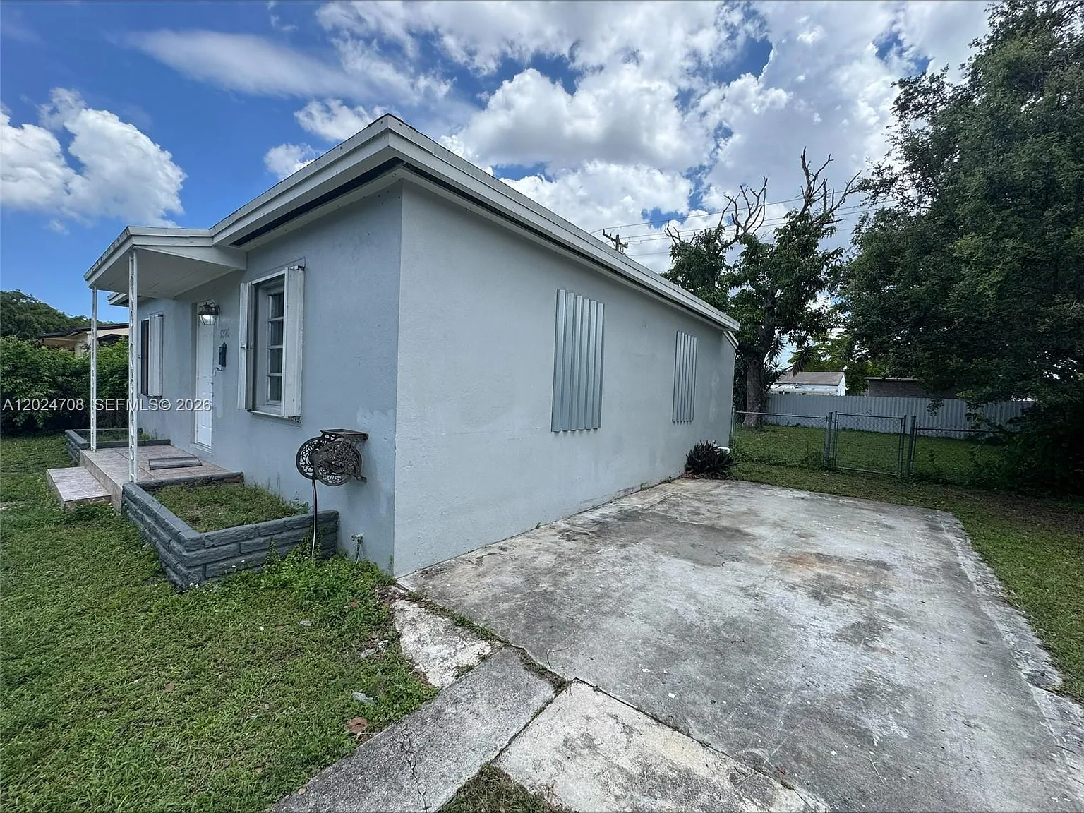 Joy Homes — Photo 2
