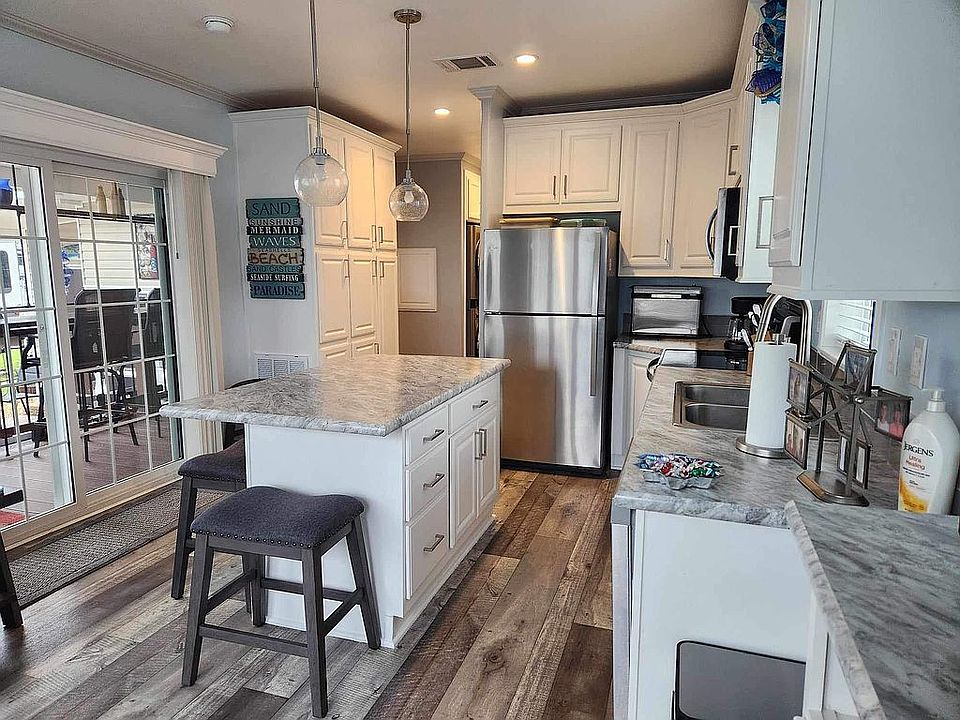 6233 Lowery St Bushnell FL Zillow