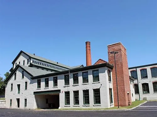 Harris Mill Lofts — Photo 20