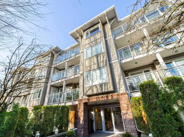2373 Atkins Ave #Penthouse 6, Pt Coquitlam, BC V3C 1Y7