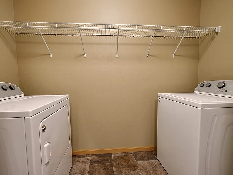 Fargo, ND Urban Plains Apartments | Laundry