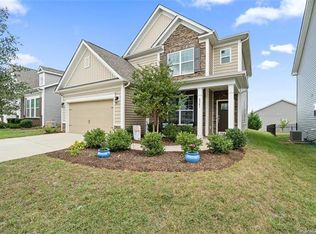 8943 Inverness Bay Rd, Charlotte, NC 28278