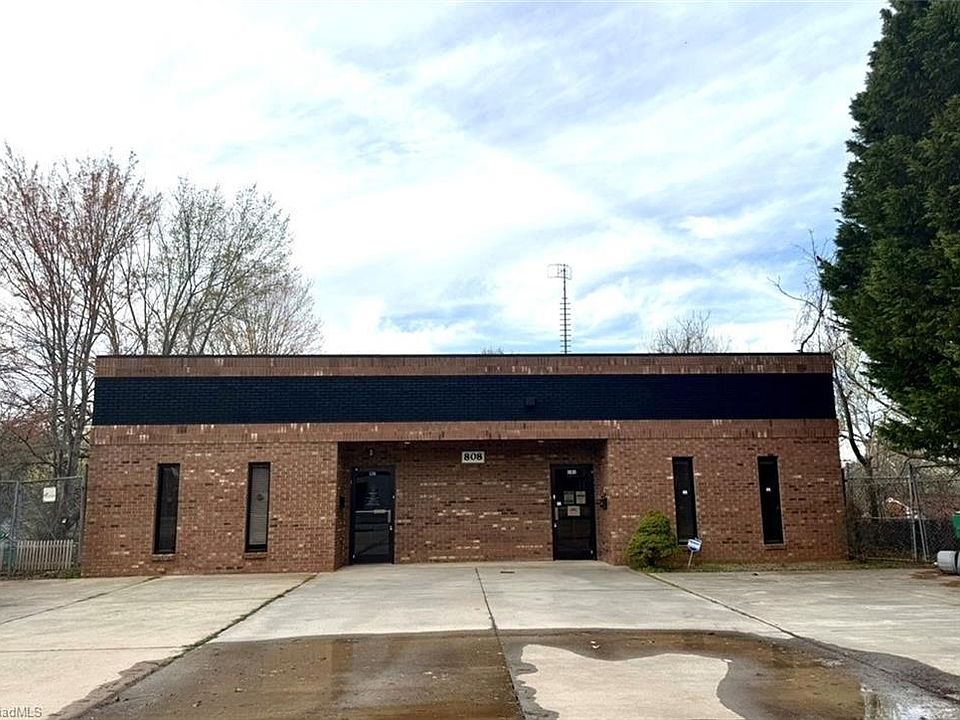 1st image of 808 W English Rd