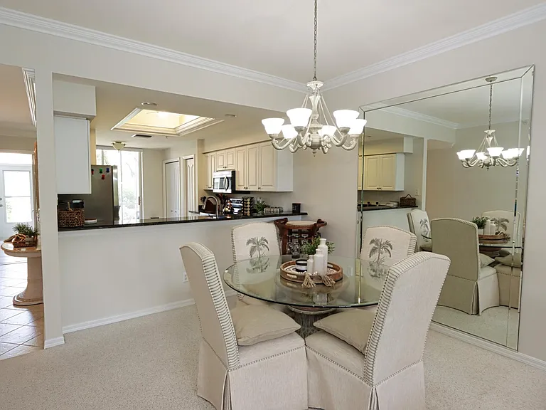 Lovely dining area just off the kitchen