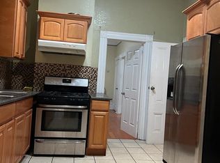 859 Isabella St #859, Oakland, CA 94607