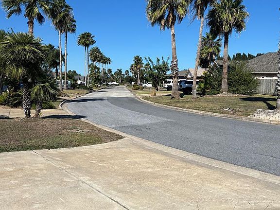 2nd image of 60 Lakewood Dr