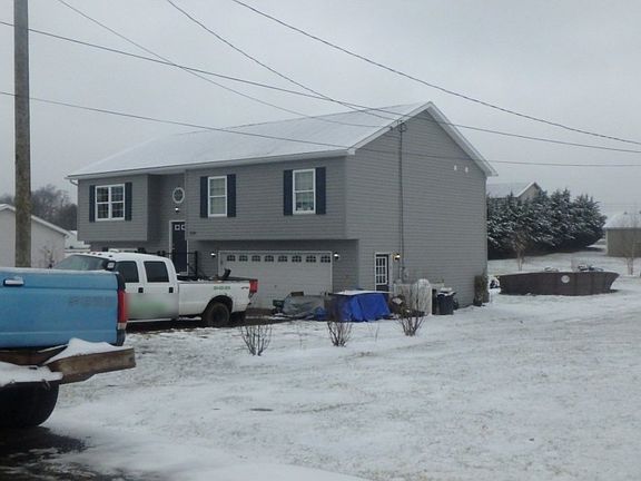 3rd image of 224 Sonya Ln