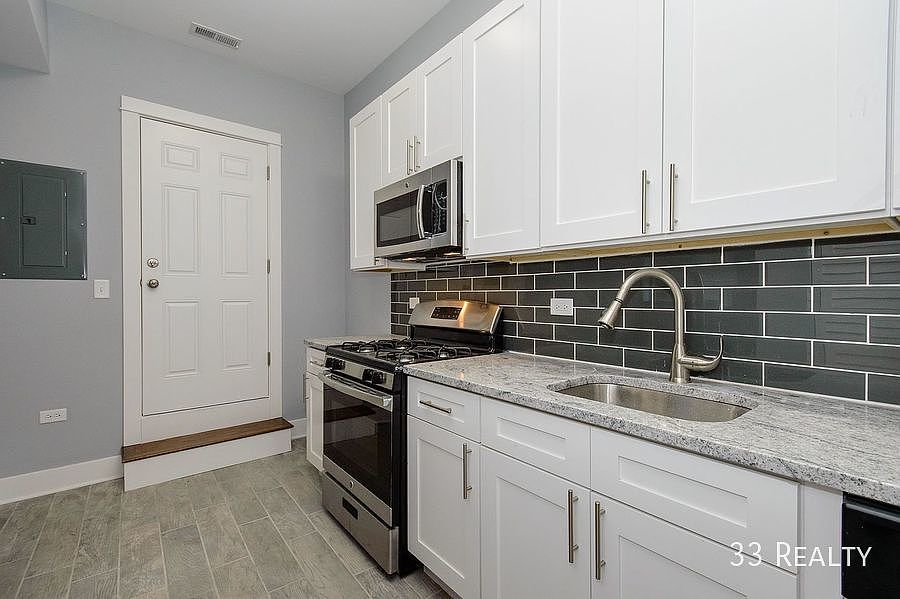 1st image of 1319 W Carmen Ave #G