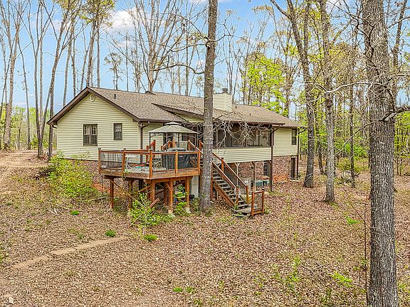 2nd image of 308 McBride Rd