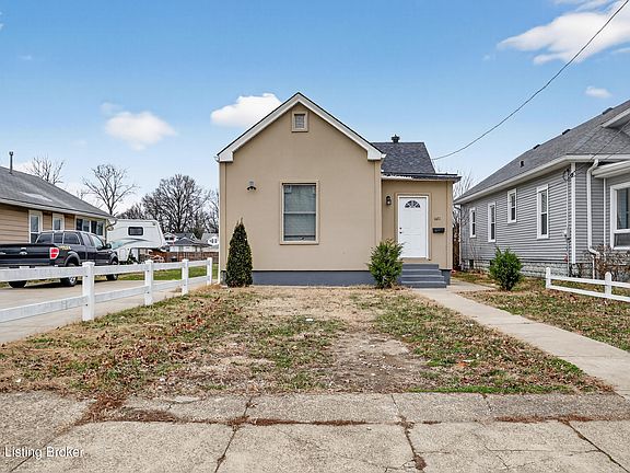 4th image of 1431 Berry Blvd
