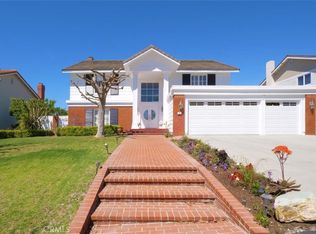 49 Country Ln, Rolling Hills, CA 90274