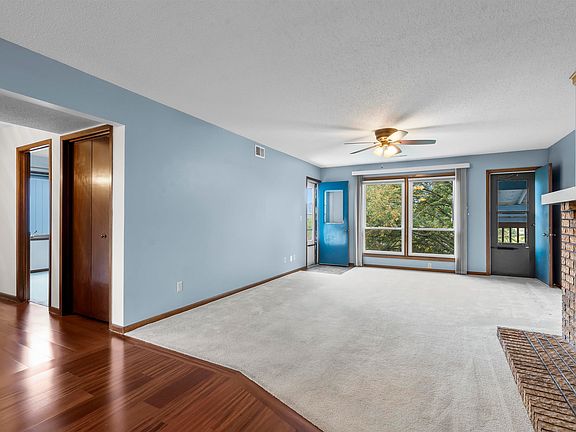 3rd image of 125 Southbrooke Dr APT 5