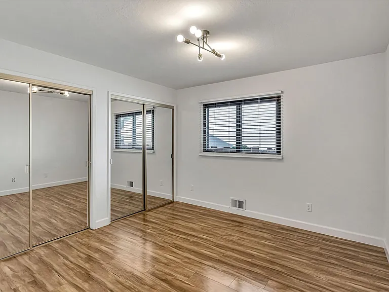 1680 Chestnut St — Photo 15