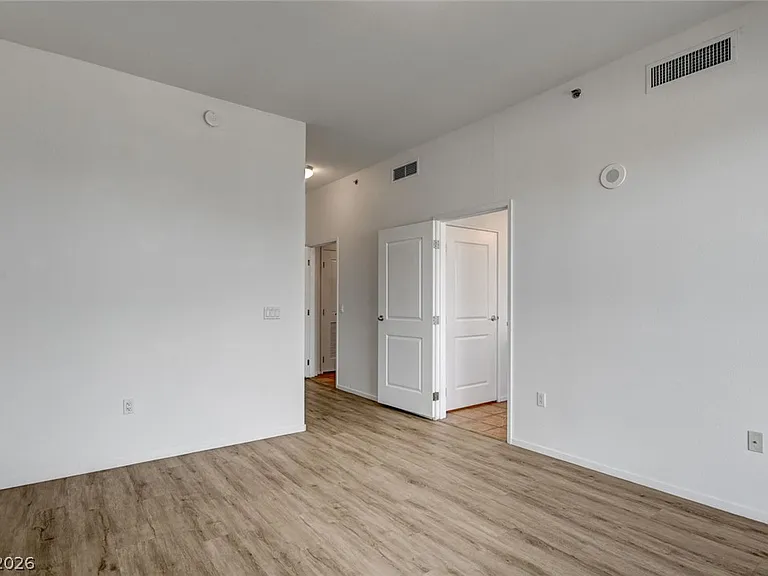8255 Las Vegas Blvd S #715 — Photo 26
