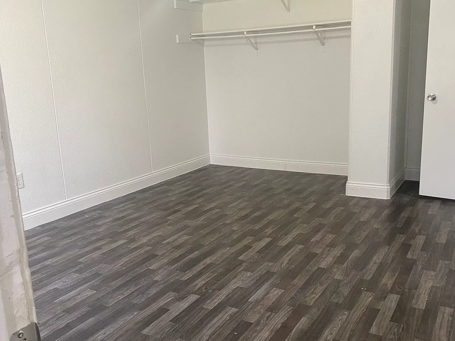 Uptown Apartments — Photo 3