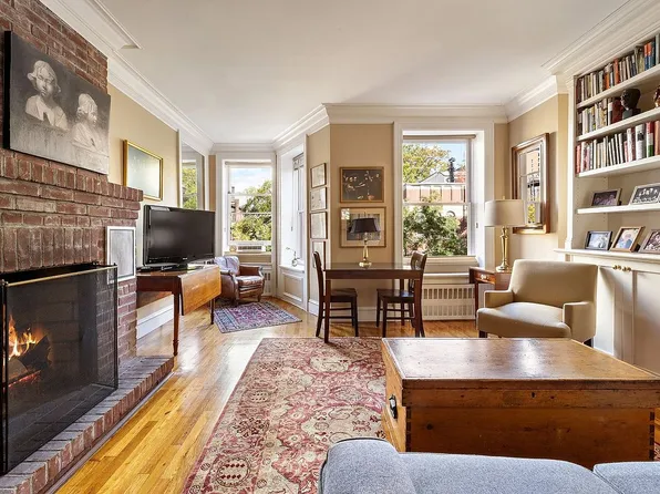 172 W 82nd St APT 4C, New York, NY 10024