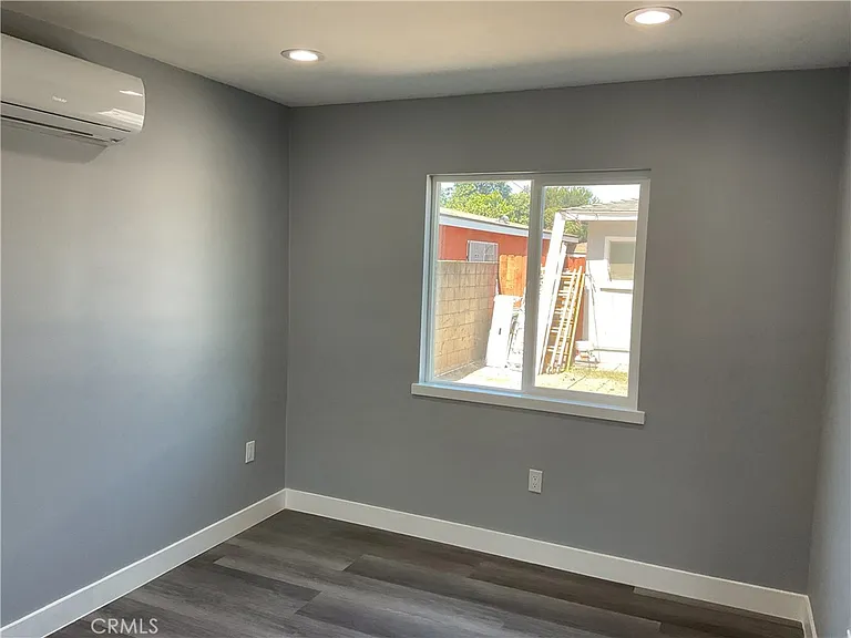 1011 N Jackson St — Photo 10
