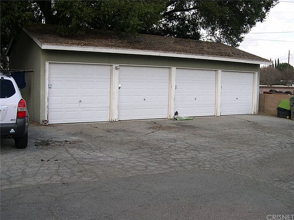5th image of 25120 Newhall Ave