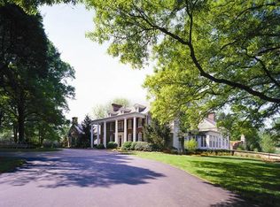 815 Curtiswood Ln, Nashville, TN 37204